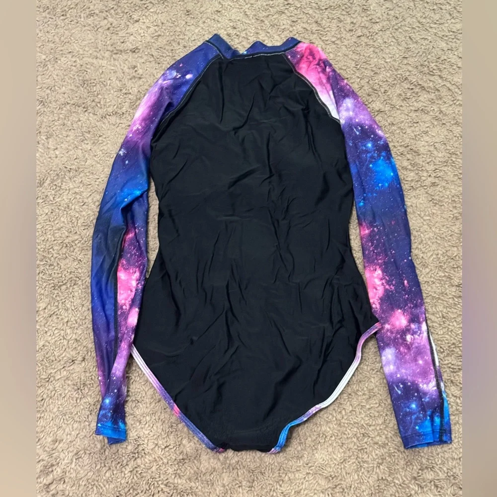 Black and Blue One Piece Long Sleeve Swimsuit Rash Guard NWOT - Picture 5 of 7